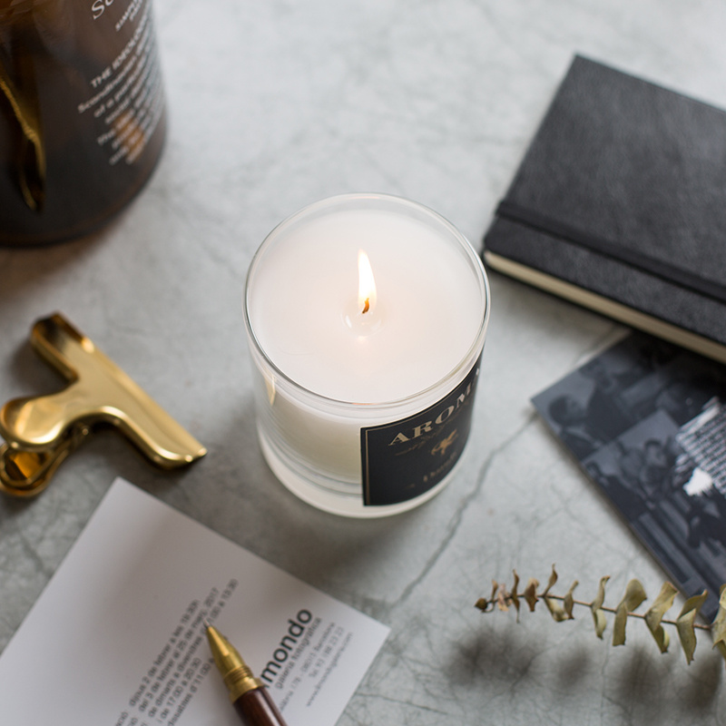 Lumânare cu ceară de soia parfumată cu etichetă privată pentru masaj decorativ de lux personalizat M&Scent