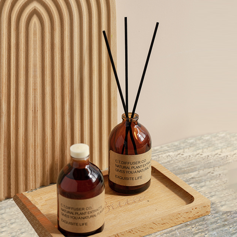 Set de difuzor de stuf și lumânări parfumate M&Scent cu decor de lux, cu ambalaj