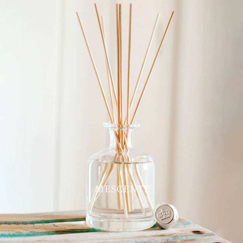 Sticle de primăvară de lux de 400 ml, ecologic, roz, piele gri ciment, miros de magnolie, bețișoare de flori, difuzor de stuf