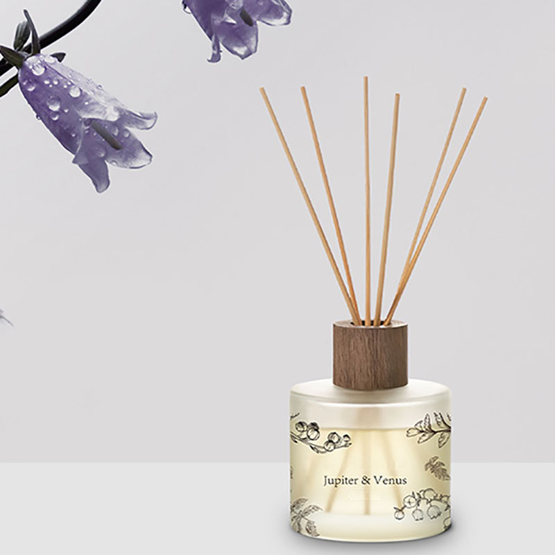 M&Scent, vânzare cu ridicată de lux, sticlă decorativă de chihlimbar, fără foc, difuzor unic de stuf de aromă florală transparentă.