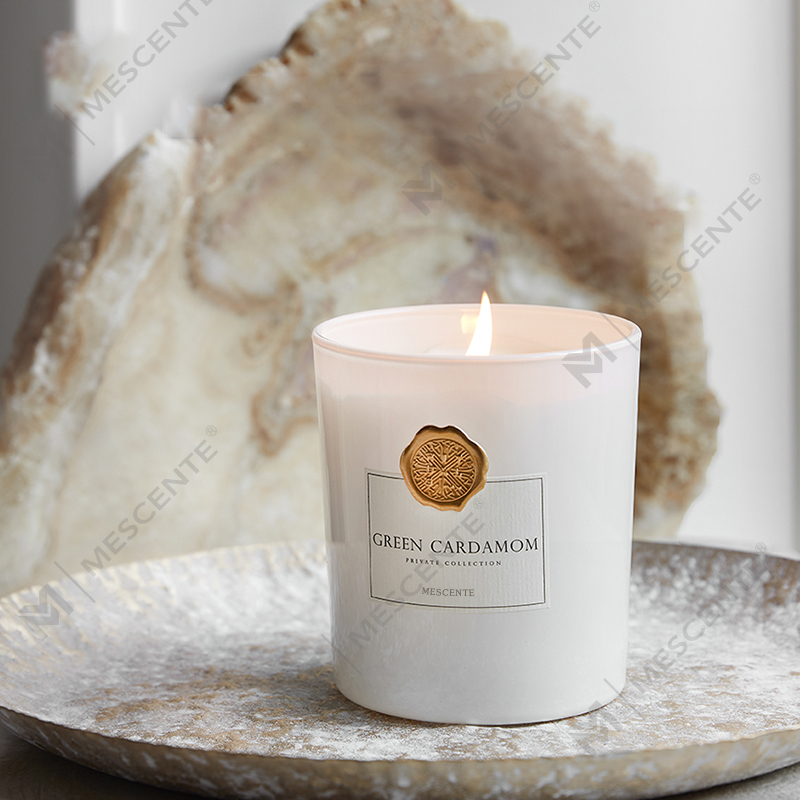 Borcane de sticlă decorative cu etichetă privată personalizate de lux M&Scent, lumânare de ceară de soia