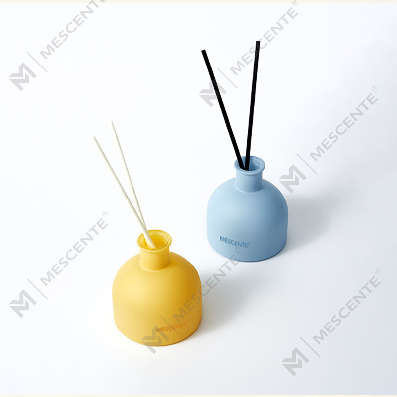 Difuzor de trestie de ulei esențial cu parfum de lux M&Scent, cu bețișoare de ratan
