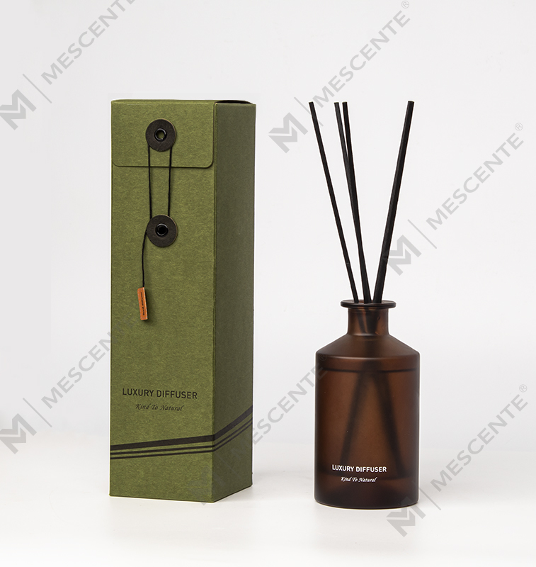 M&Scent Difuzor de stuf pentru ulei esențial de casă, cu sticla mată de lux personalizată