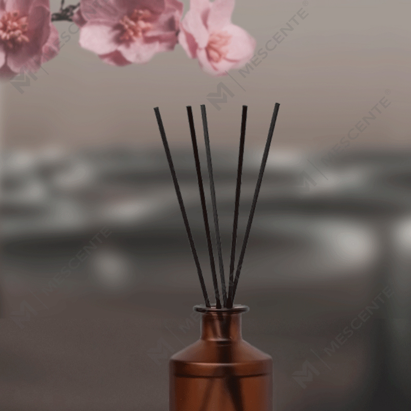 M&Scent Difuzor de stuf pentru ulei esențial de casă, cu sticla mată de lux personalizată