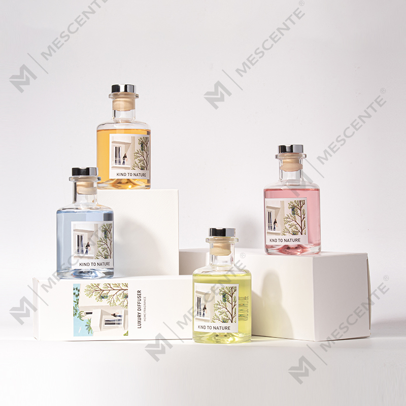 M&Scent Difuzor decorativ de lux pentru uleiuri esențiale din stuf cu set cadou de flori uscate