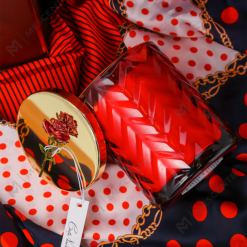 M&Scent Wholesales Container personalizat cu etichetă privată Aromaterapie Parfum parfumat Aroma Lumânări de soia cu cristale