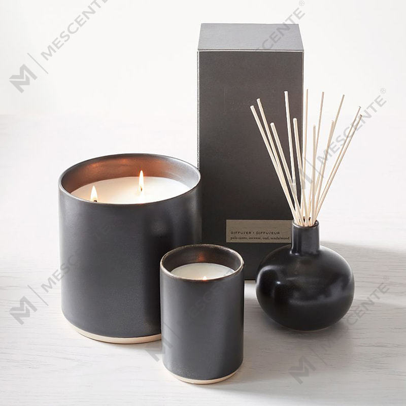 Cum s-au poziționat difuzoarele de stuf ca o opțiune de parfum fără flacără sau cu energie electrică în interiorul pieței parfumurilor de casă?