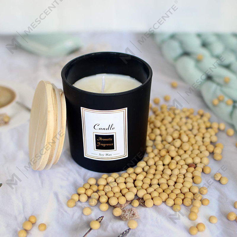 Lumanari din soia imprimate manual M&Scent, lumanare anti tantari din lemn de santal