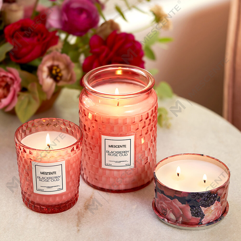 M&Scent Decoratiuni Personalizate de Craciun Lumanare Icon Oud Trandafir Mure